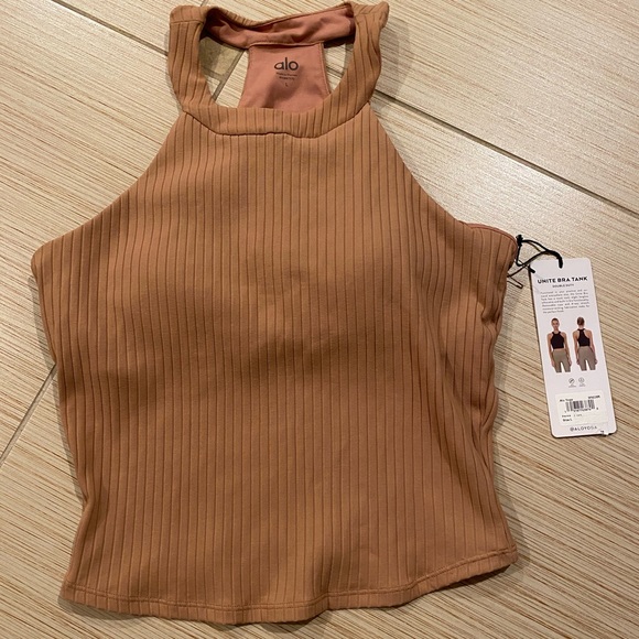ALO Yoga Tops - 🆕 Alo Unite Bra Tank